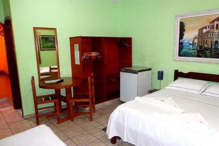 Room 7 of 41