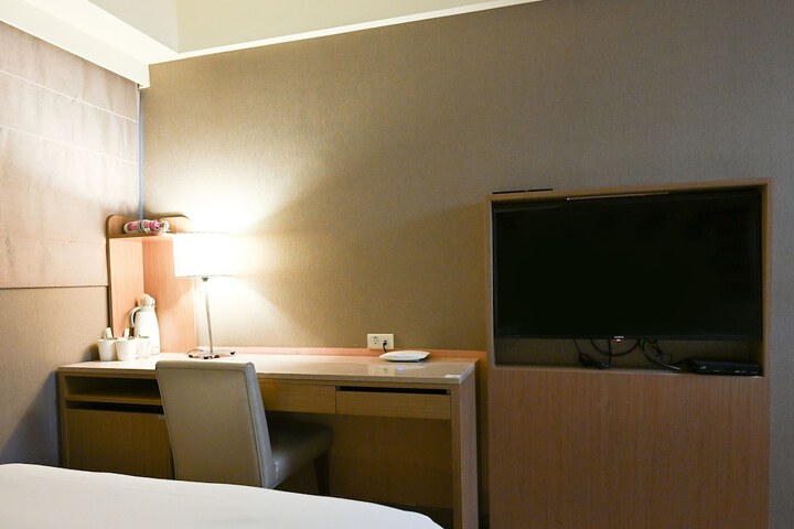 Room 55 of 120