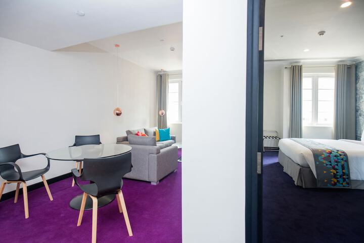 Room 29 of 106
