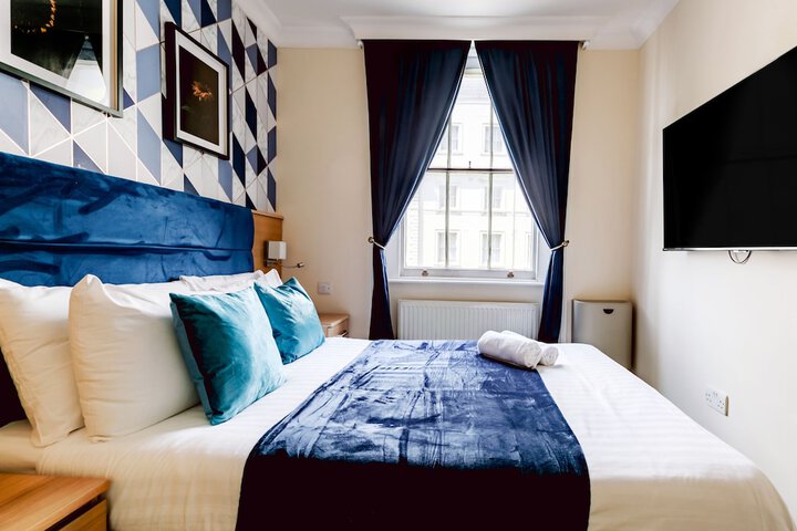 Room 64 of 110