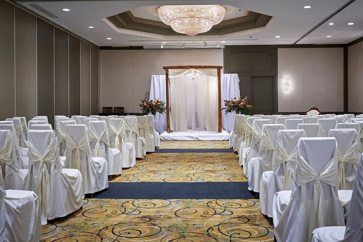 Ballroom/Hall 59 of 99