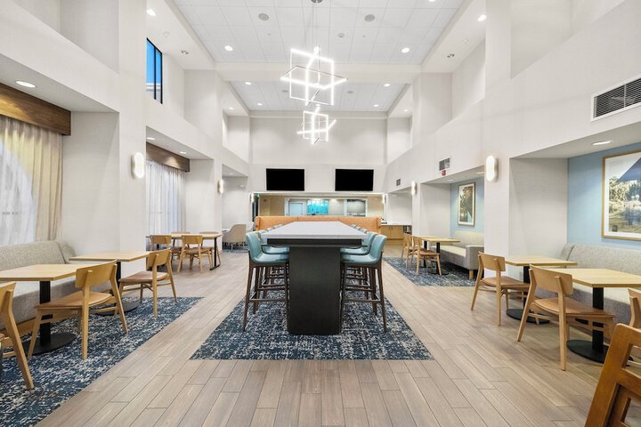 Guest Lobby