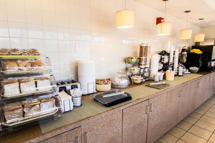 Breakfast/Coffee Service 16 of 29