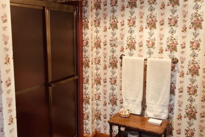 Room 34 of 52