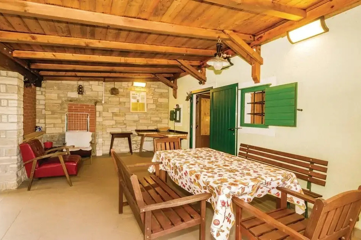 Stunning Home in Moscenicka Draga With 3 Bedrooms Wifi and Outdoor Swimming Pool