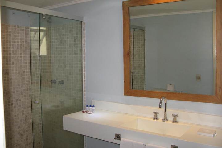 Room 14 of 26