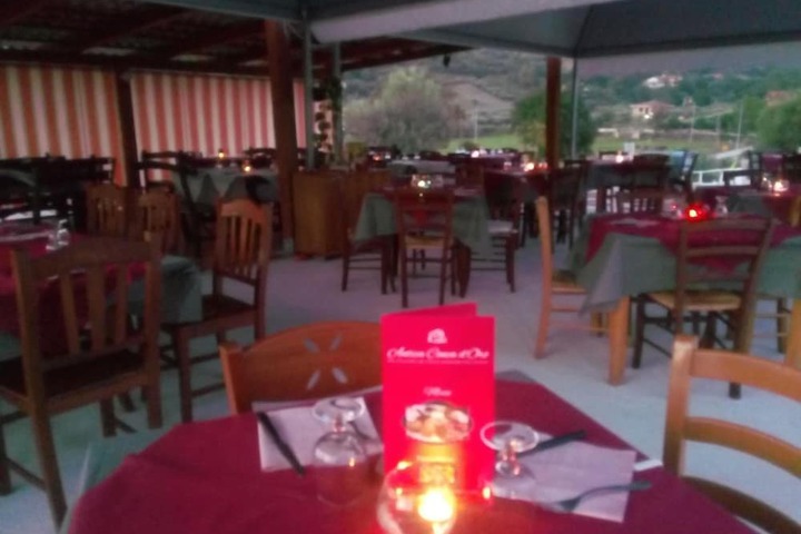 Dining 47 of 65