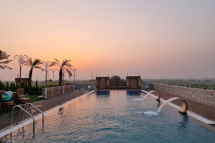 Pool 18 of 40