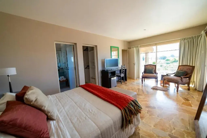Room 2 of 14