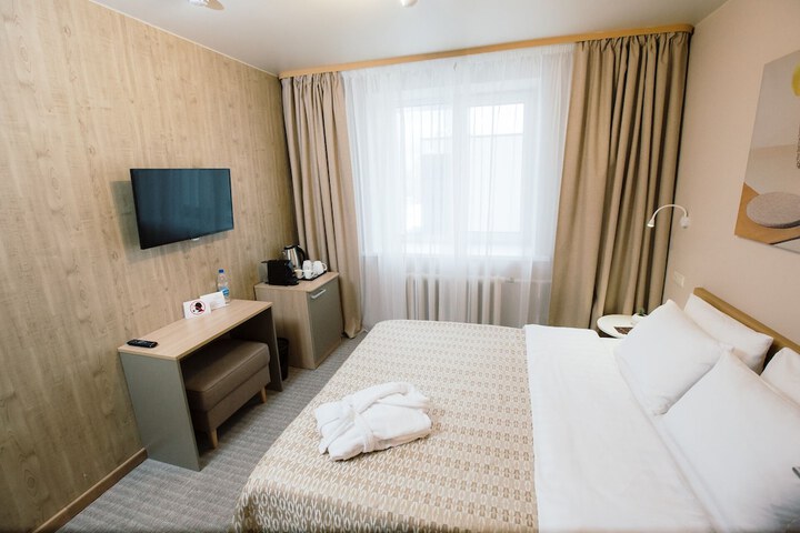 Room 2 of 52