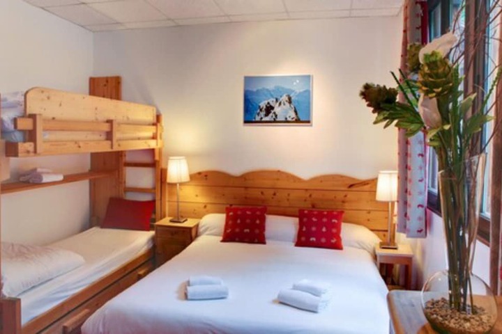 Room 47 of 83
