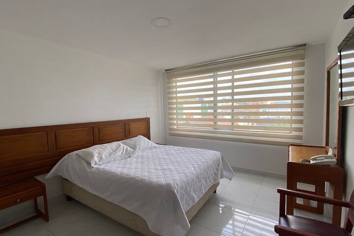 Room 20 of 37