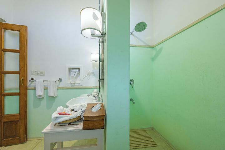 Bath Photo
