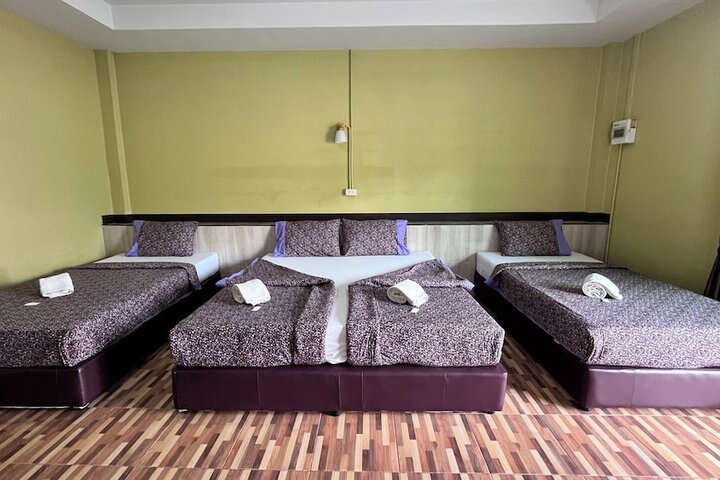 Room 34 of 96