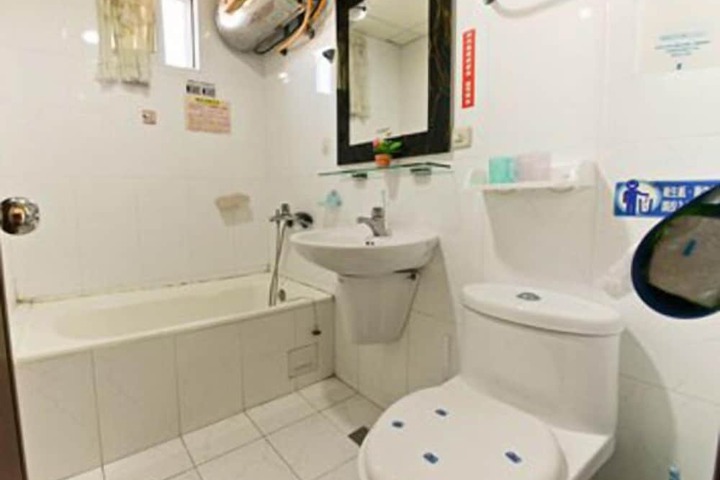 Clean Restrooms