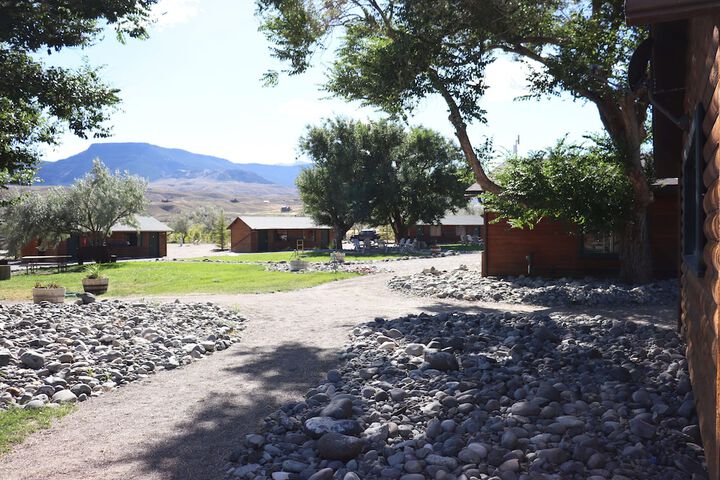 Property Grounds 73 of 81