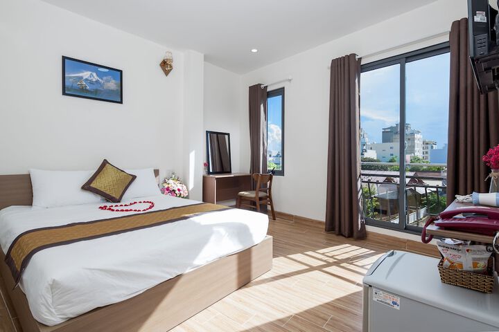 Room 7 of 20