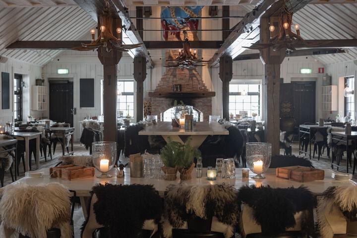 Dining 167 of 218