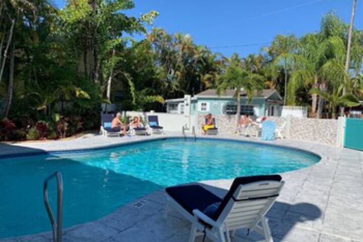 Pool 7 of 20