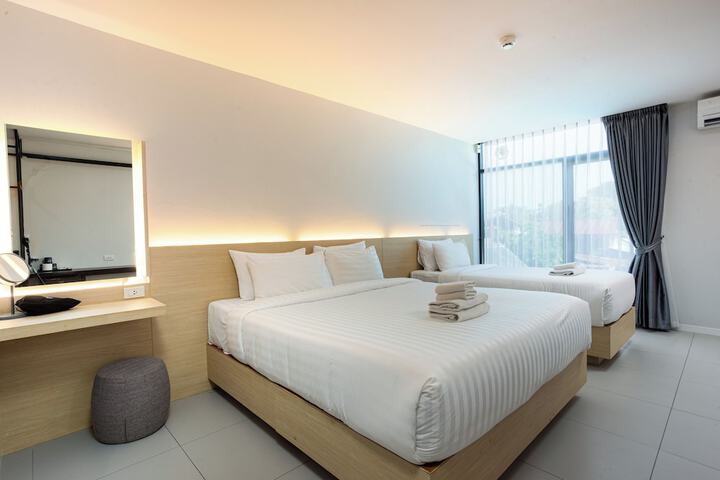 Room 8 of 71