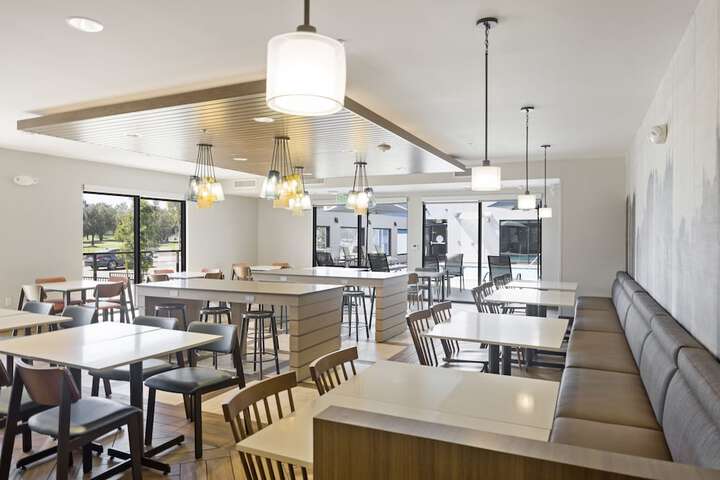 Breakfast area
