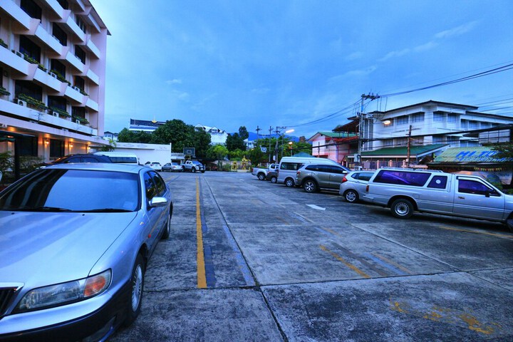 Property Grounds 37 of 39