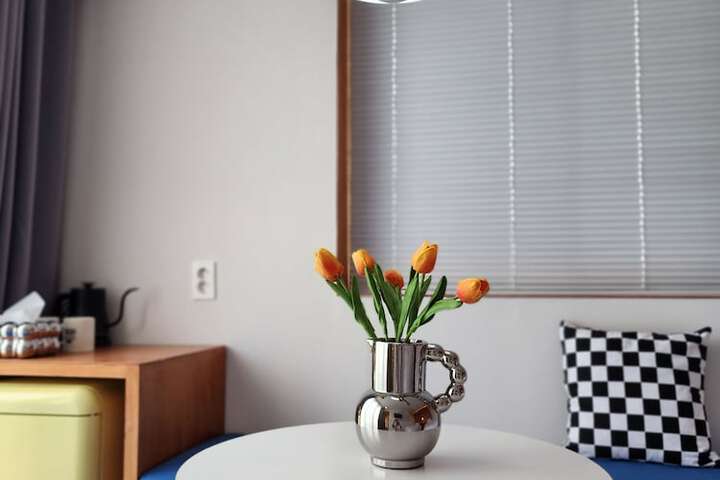 Room 14 of 28