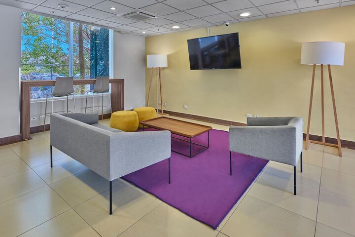 Guest Lobby