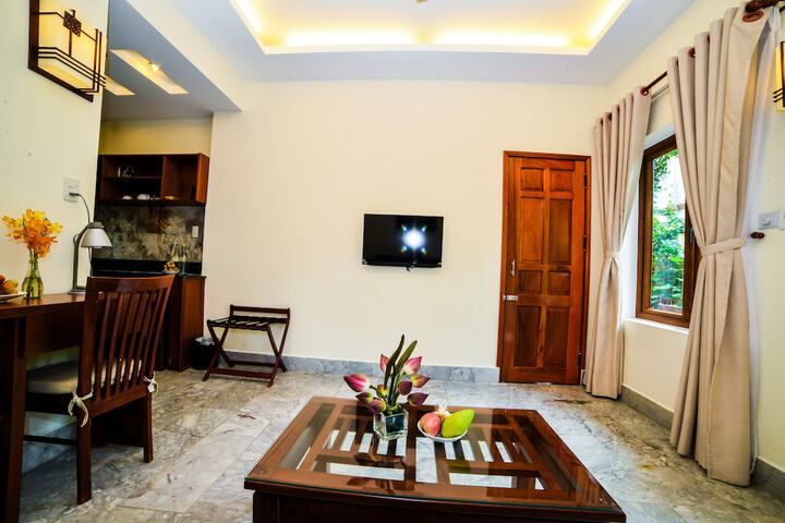 Room 5 of 180