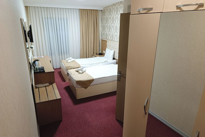 Room 18 of 72