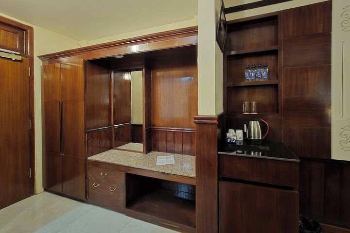 Room 50 of 165