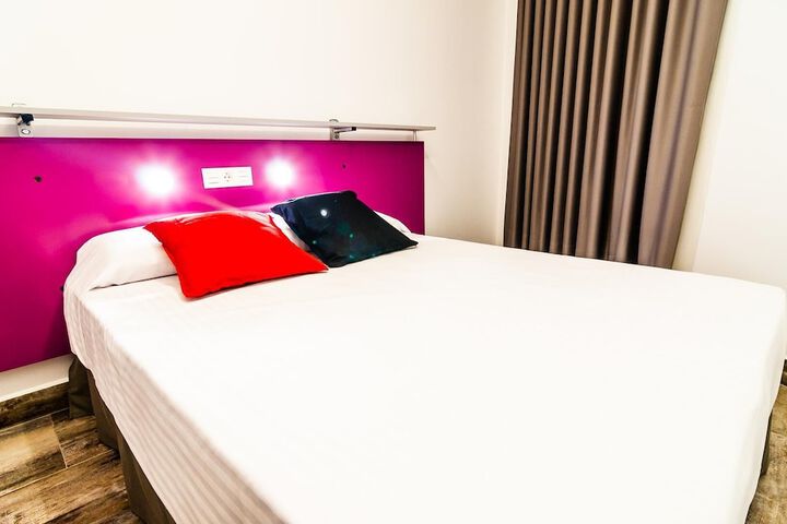 Room 5 of 41