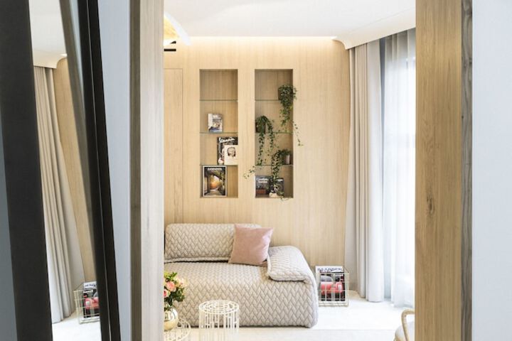 Room 8 of 39