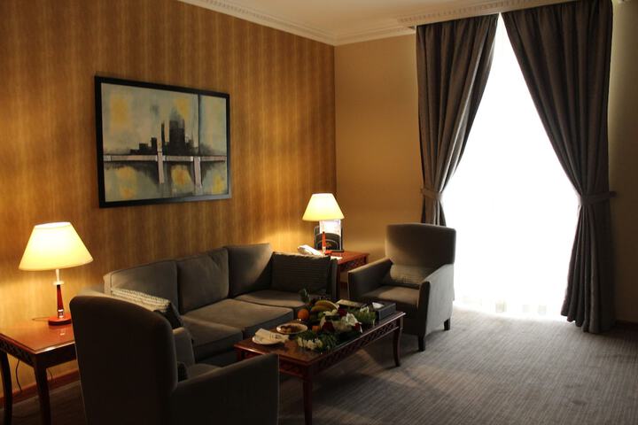 Room 50 of 132