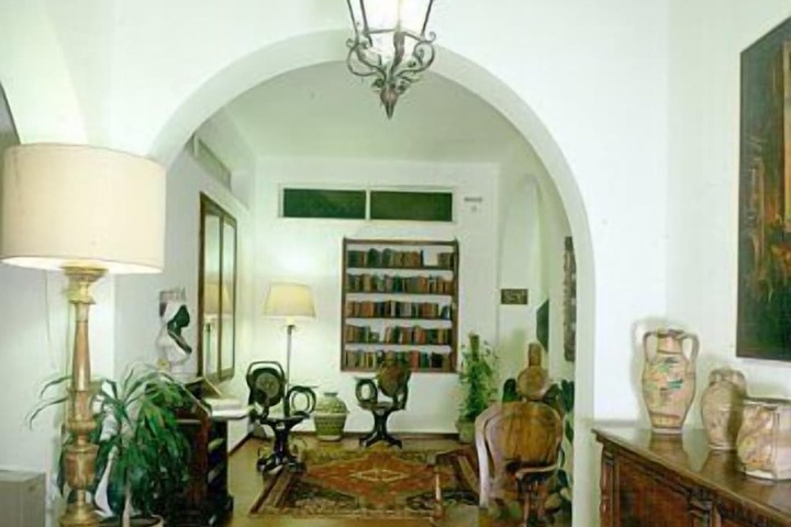 Lobby Entry