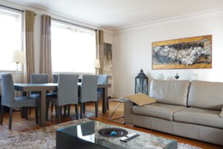 Etoile - 2 pièces - 104 m² - Paris 8