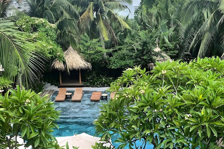 Pool 113 of 169