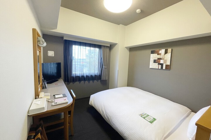 Room 20 of 29