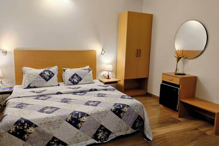 Room 22 of 49