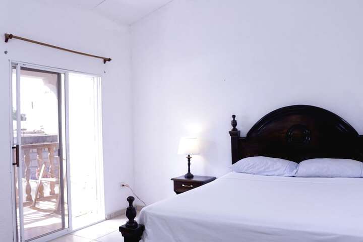 Room 2 of 14