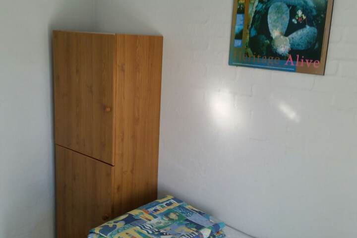 Room 7 of 72