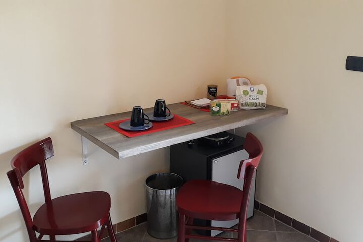 Room 15 of 42