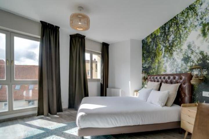 Room 44 of 91