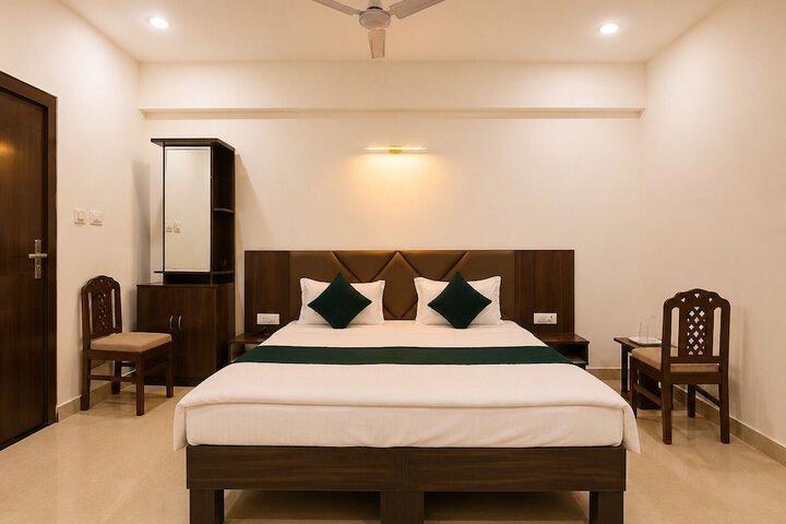 Hotel Pragati palace