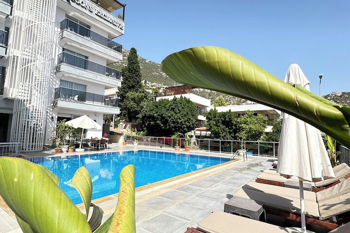 Hotel 88 of 102