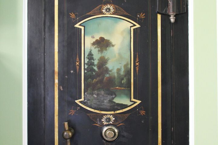 Room 22 of 212