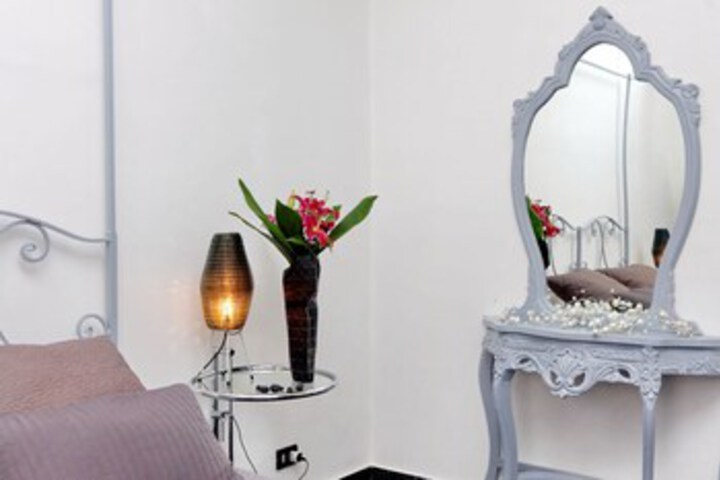 Room 48 of 60