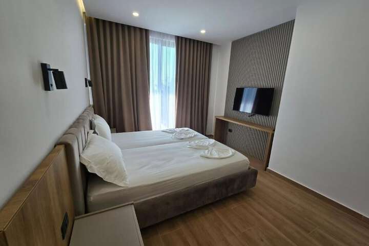 Room 18 of 46