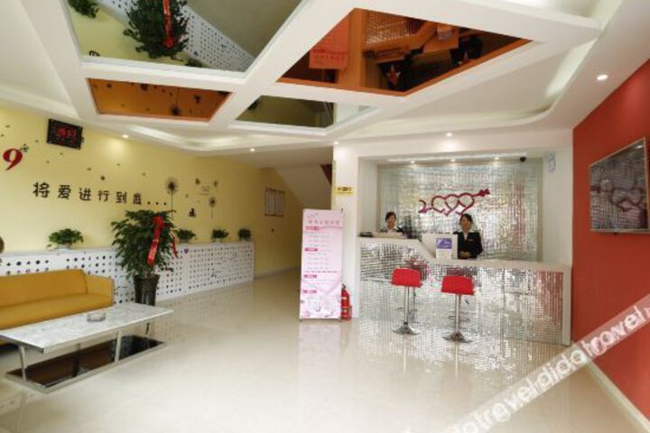 Hotel Interior 5 of 10