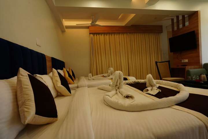 Room 15 of 29